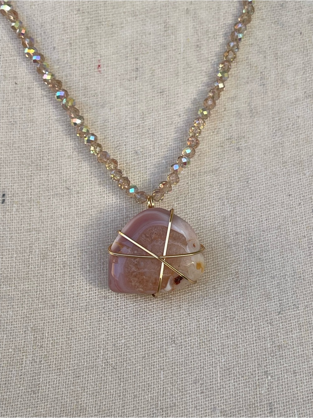 African Agate Gold Tone Wire Wrapped Champagne Glass Beaded Necklace - Picture 3 of 4